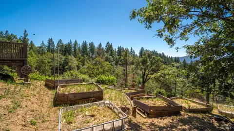 Exterior - 17000 Old Boy Scout Rd, Willits, CA 95490 photo 10 of 20