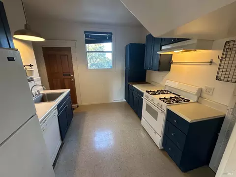 1020 Napa St, Vallejo, CA 94590 photo 12