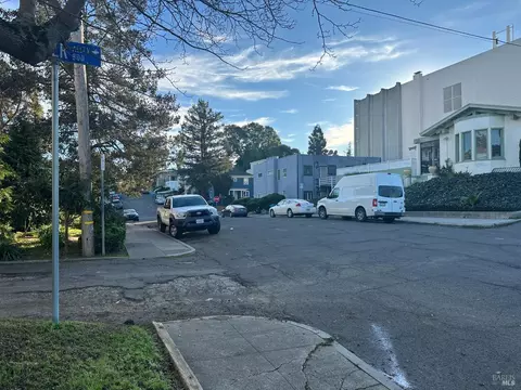1020 Napa St, Vallejo, CA 94590 photo 5