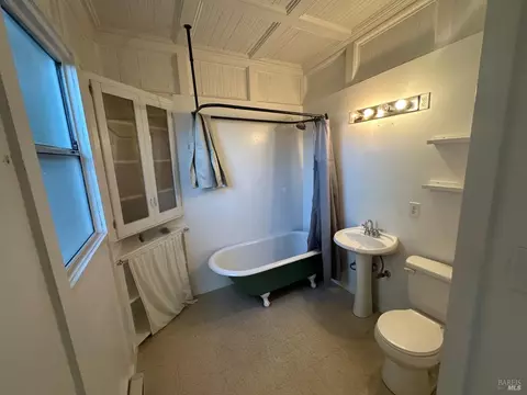 1020 Napa St, Vallejo, CA 94590 photo 15