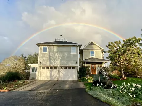 1133 Hurlbut Ave, Sebastopol, CA 95472