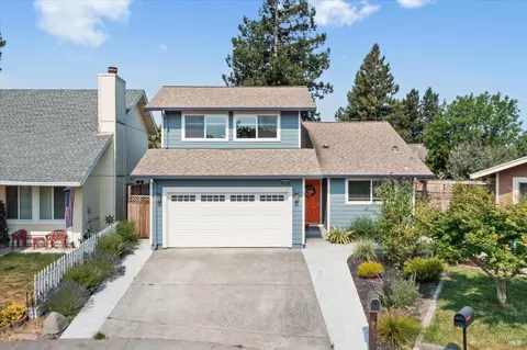 4321 Gloria Ct, Rohnert Park, CA 94928