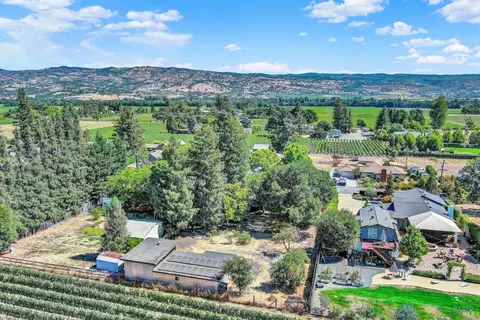 3123 Sunnydale Dr, Napa, CA 94558