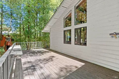 1513 Camellia Pl, Willits, CA 95490 photo 4