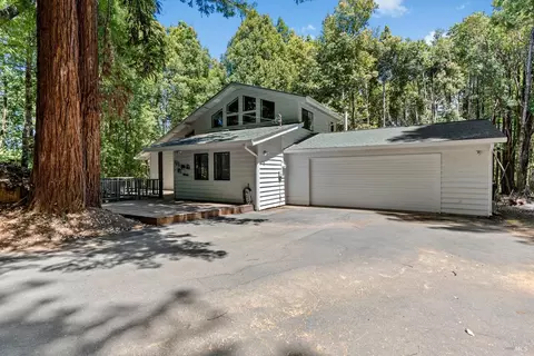 1513 Camellia Pl, Willits, CA 95490 photo 2