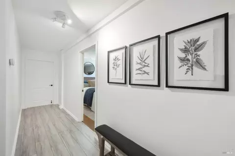 Entry Way - 12 Meadow View Ln, San Geronimo, CA 94963 photo 1 of 3