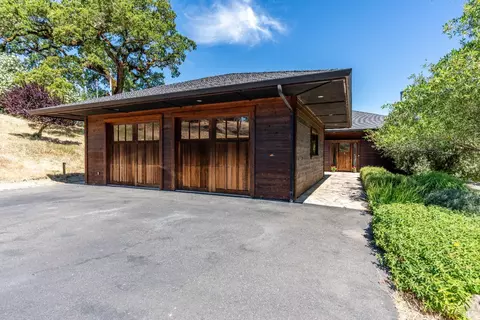 751 Blue Oak Dr, Ukiah, CA 95482 photo 2