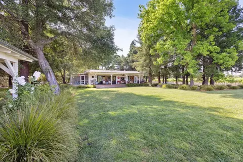 Exterior - 21007 Broadway, Sonoma, CA 95476 photo 11 of 41