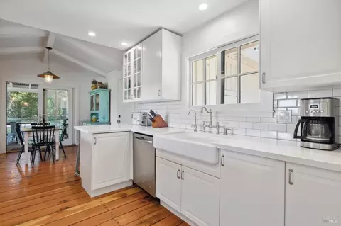 Kitchen - 21007 Broadway, Sonoma, CA 95476 photo 2 of 4