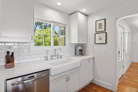 Kitchen - 21007 Broadway, Sonoma, CA 95476 photo 4 of 4