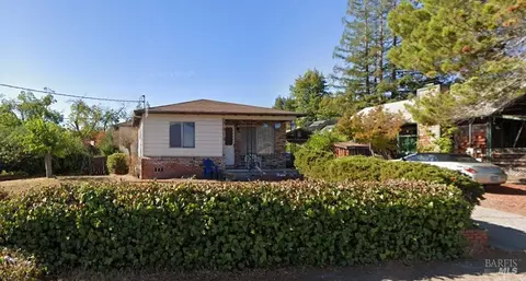 2598 Monterey Ave, Martinez, CA 94553