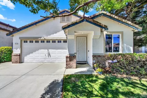 972 Westgate Dr, Vacaville, CA 95687