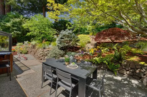 Exterior - 5 Alta Ter, Corte Madera, CA 94925 photo 2 of 33