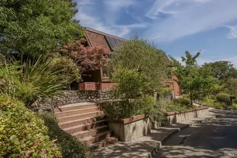 Exterior - 5 Alta Ter, Corte Madera, CA 94925 photo 19 of 33