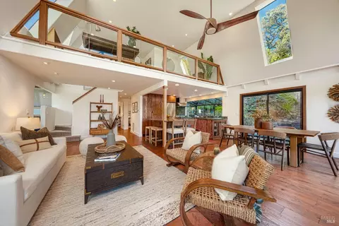 Living - 5 Alta Ter, Corte Madera, CA 94925 photo 2 of 7