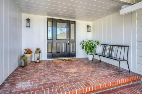 1408 Prentice Dr, Healdsburg, CA 95448 photo 3