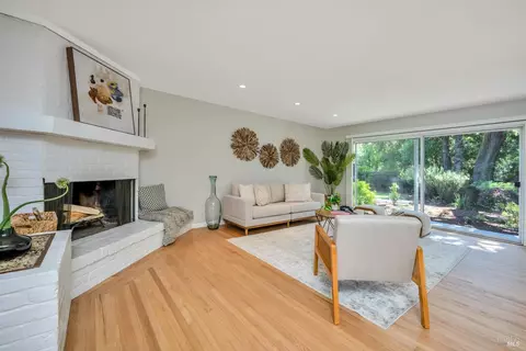 1408 Prentice Dr, Healdsburg, CA 95448 photo 5