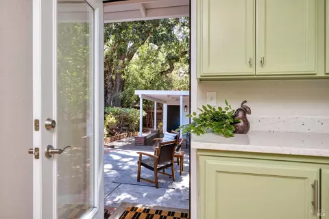 1408 Prentice Dr, Healdsburg, CA 95448 photo 13