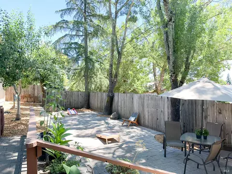 242 Pheasant Dr, Healdsburg, CA 95448 photo 28