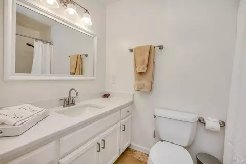 242 Pheasant Dr, Healdsburg, CA 95448 photo 22