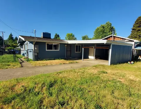 395 North St, Willits, CA 95490 photo 2