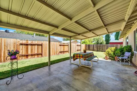 2512 E Atlantic Ct, Fairfield, CA 94533 photo 40