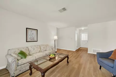2512 E Atlantic Ct, Fairfield, CA 94533 photo 11