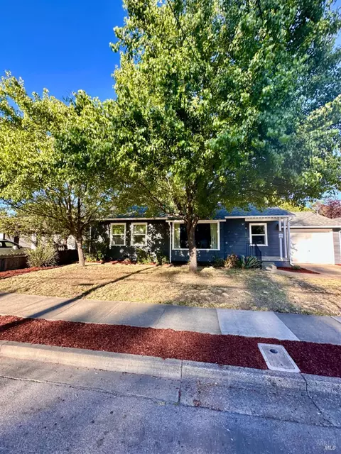 2022 Nordyke Ave, Santa Rosa, CA 95401