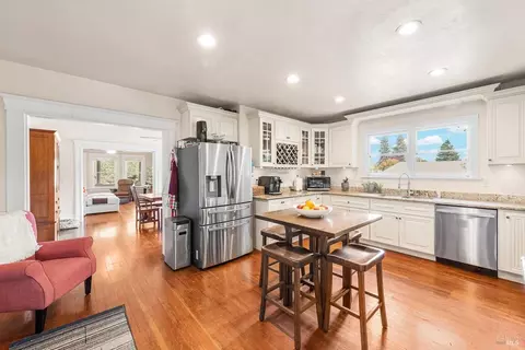 498 Brown St, Napa, CA 94559 photo 11