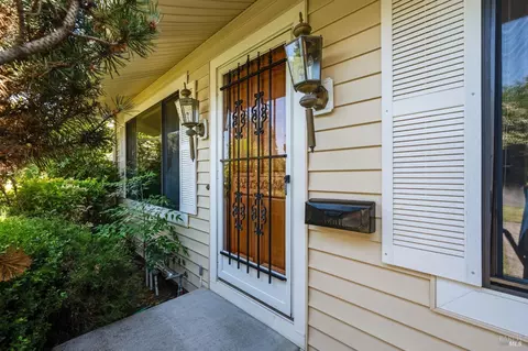 8572 Lakewood Ave, Cotati, CA 94931 photo 4