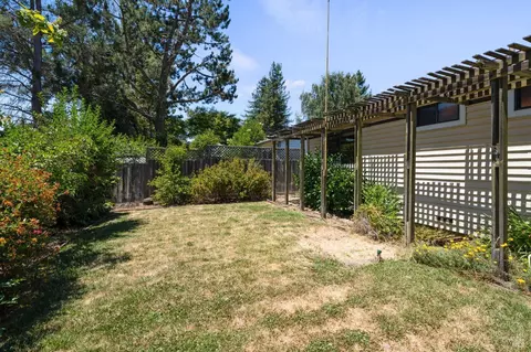 8572 Lakewood Ave, Cotati, CA 94931 photo 29