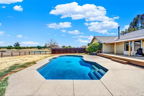 Exterior - 7738 Eddy Ln, Vacaville, CA 95688 photo 2 of 18