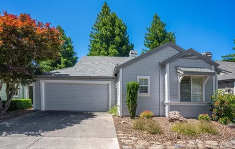 6459 Pine Valley Dr, Santa Rosa, CA 95409