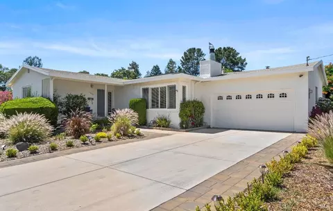 1445 Pastel Ln, Novato, CA 94947 photo 2