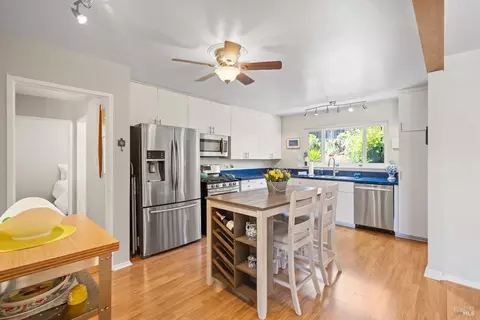 1445 Pastel Ln, Novato, CA 94947 photo 11
