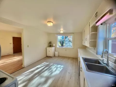 20011 S Main St, Willits, CA 95490 photo 6