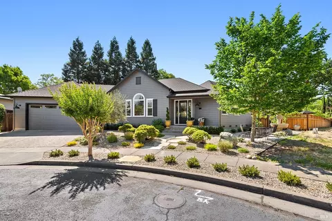1714 Emerald Dr, Calistoga, CA 94515