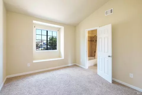 101 Pierre Ct, Vallejo, CA 94591 photo 22