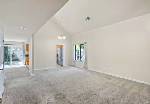101 Pierre Ct, Vallejo, CA 94591 photo 5