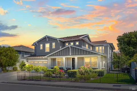 765 Kearney St, Benicia, CA 94510