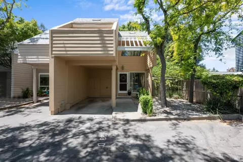 433 Carrillo St #D, Santa Rosa, CA 95401