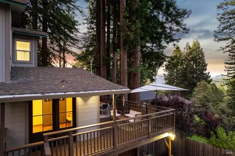 17520 Summit Ave, Guerneville, CA 95446