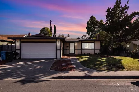 207 Stanford Dr, Vallejo, CA 94589
