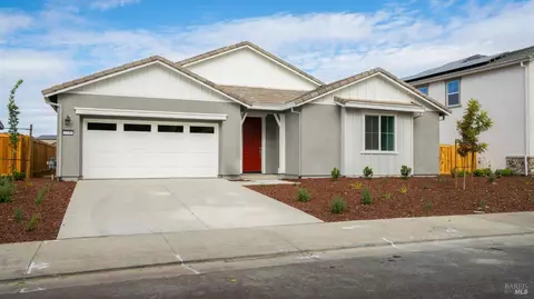 1730 Misfeldt St, Dixon, CA 95620