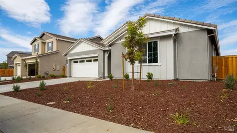 1730 Misfeldt St, Dixon, CA 95620 photo 3