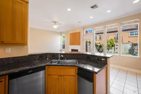 7512 King Leopold Ct, Vallejo, CA 94591 photo 17