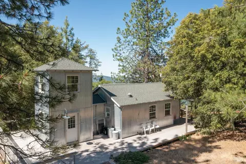 60961 Bell Springs Rd, Laytonville, CA 95454