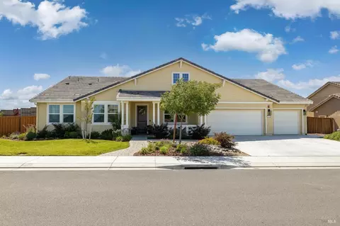 868 Rich Cir, Vacaville, CA 95687