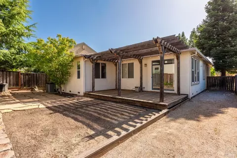 734 Decanter Cir, Windsor, CA 95492 photo 23