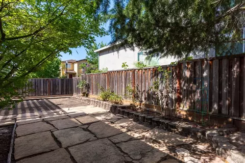 734 Decanter Cir, Windsor, CA 95492 photo 25